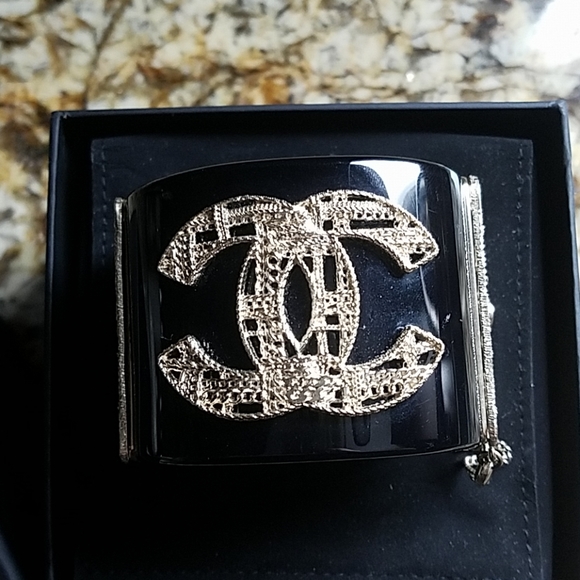 CHANEL Jewelry - CHANEL Cuff Black Resin Gold Chain Tweed Logo B14